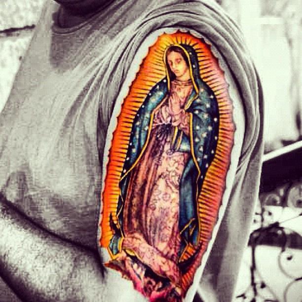 La Virgen de Guadalupe.